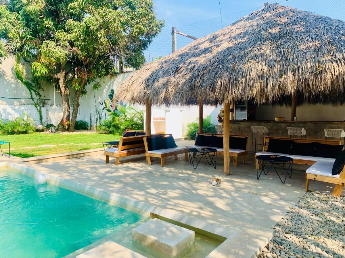 Colorada House Hostel Puerto Escondido  Ngoại thất bức ảnh